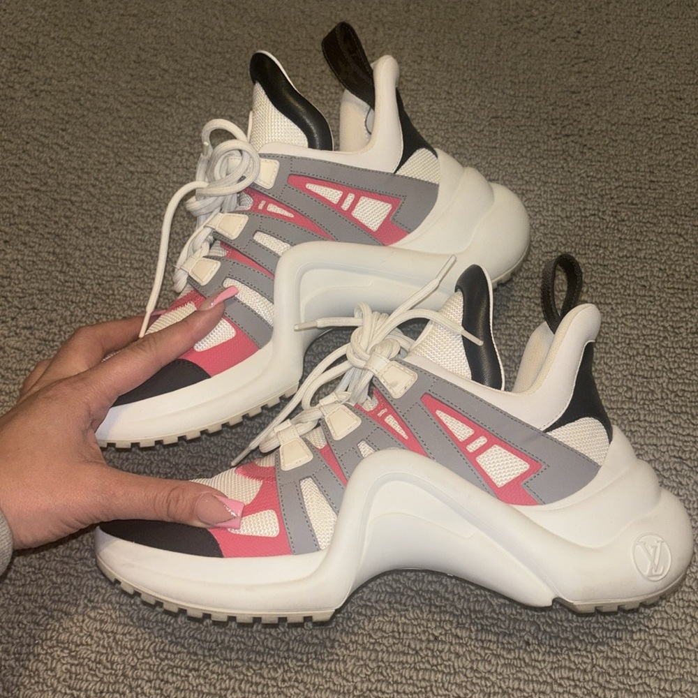 Women shoes - Picture 3 of 4
